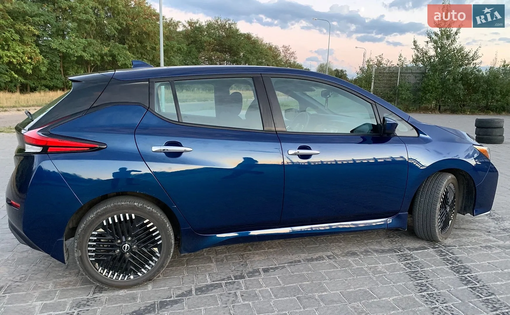 2022 Nissan Leaf - мініатюра 3