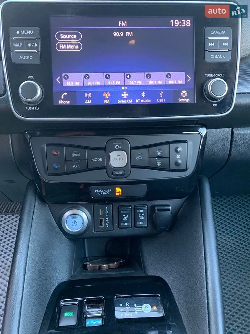 2022 Nissan Leaf - мініатюра 10