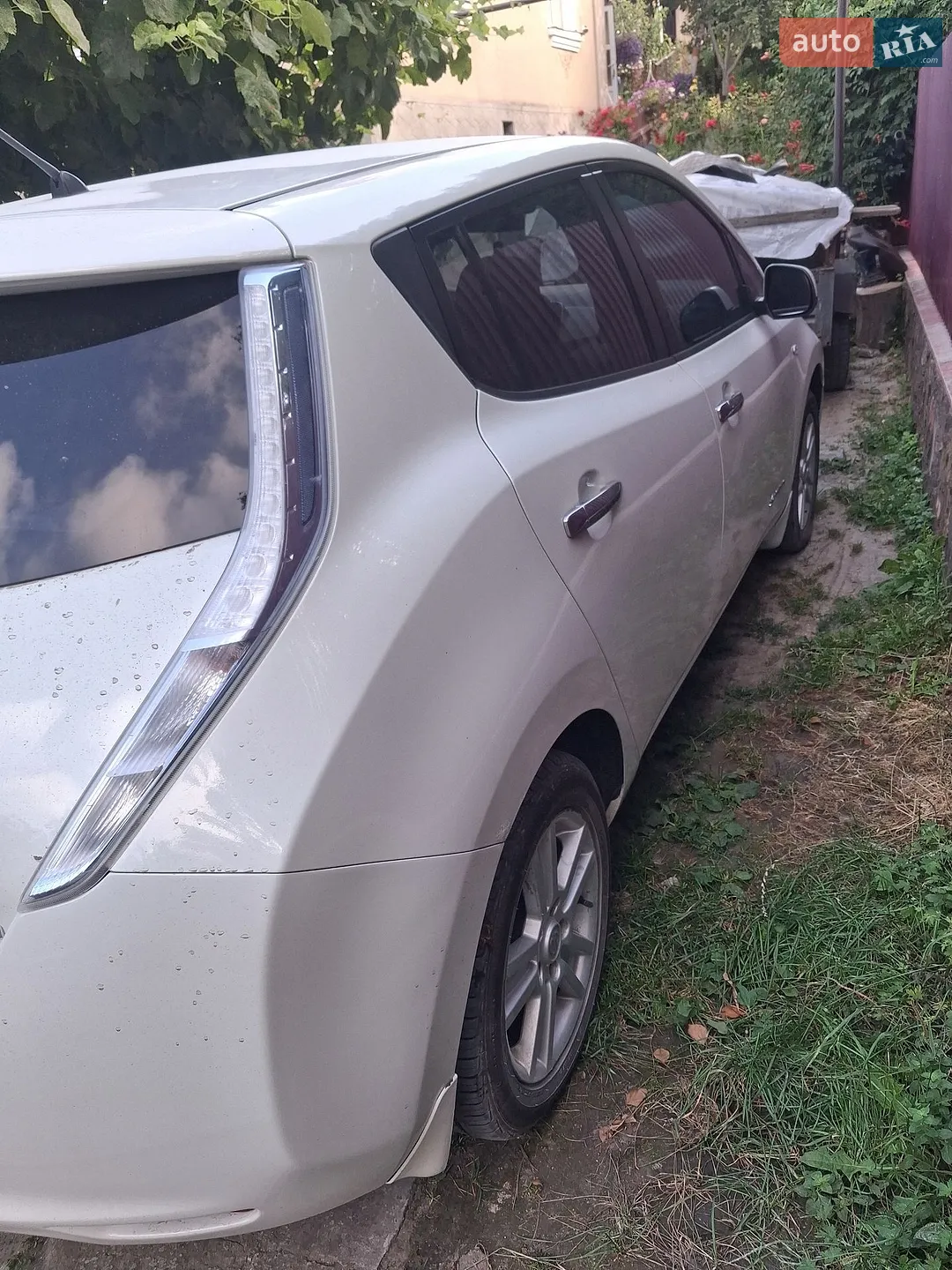 2011 Nissan Leaf - мініатюра 4