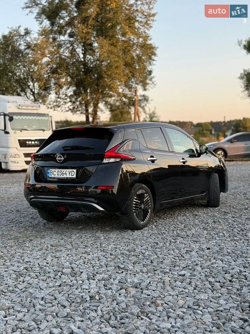 2022 Nissan Leaf - мініатюра 4