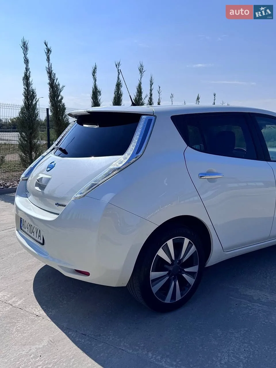 2016 Nissan Leaf - мініатюра 13