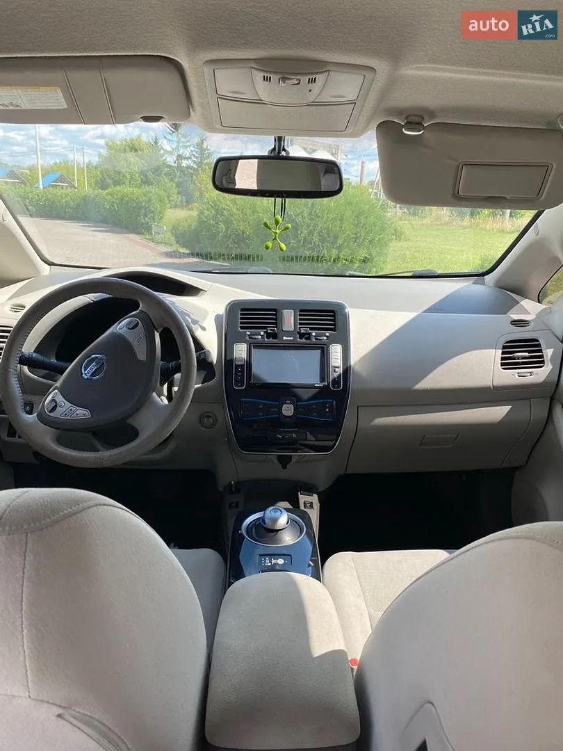 2012 Nissan Leaf - мініатюра 11