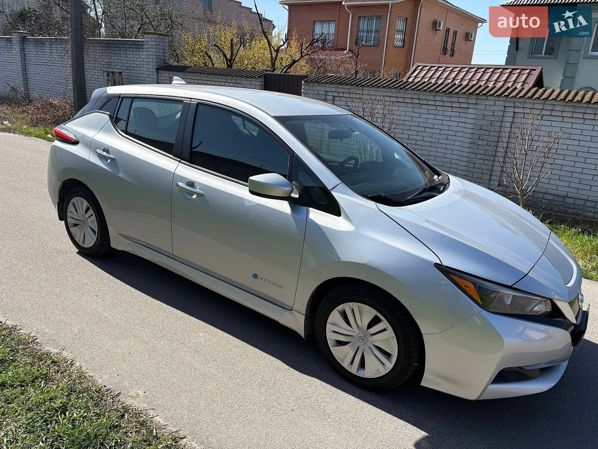 2018 Nissan Leaf - фото 1