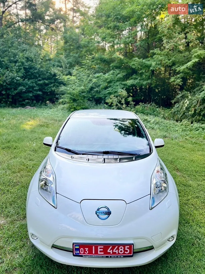 2016 Nissan Leaf - мініатюра 16