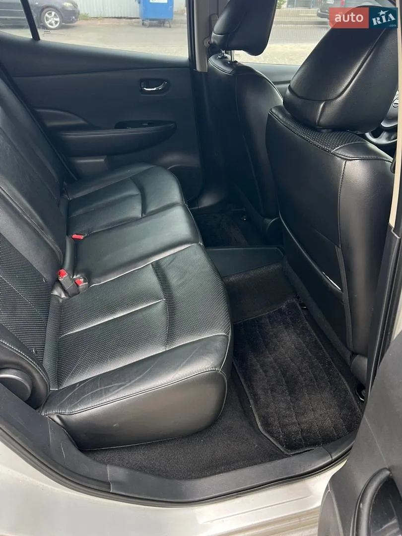 2013 Nissan Leaf - мініатюра 11