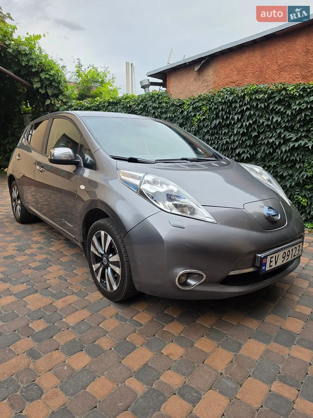 2014 Nissan Leaf - мініатюра 4