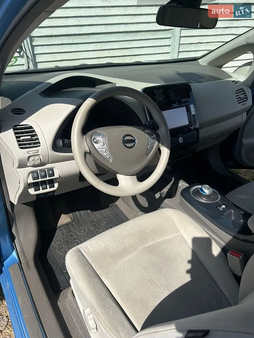 2012 Nissan Leaf - мініатюра 24