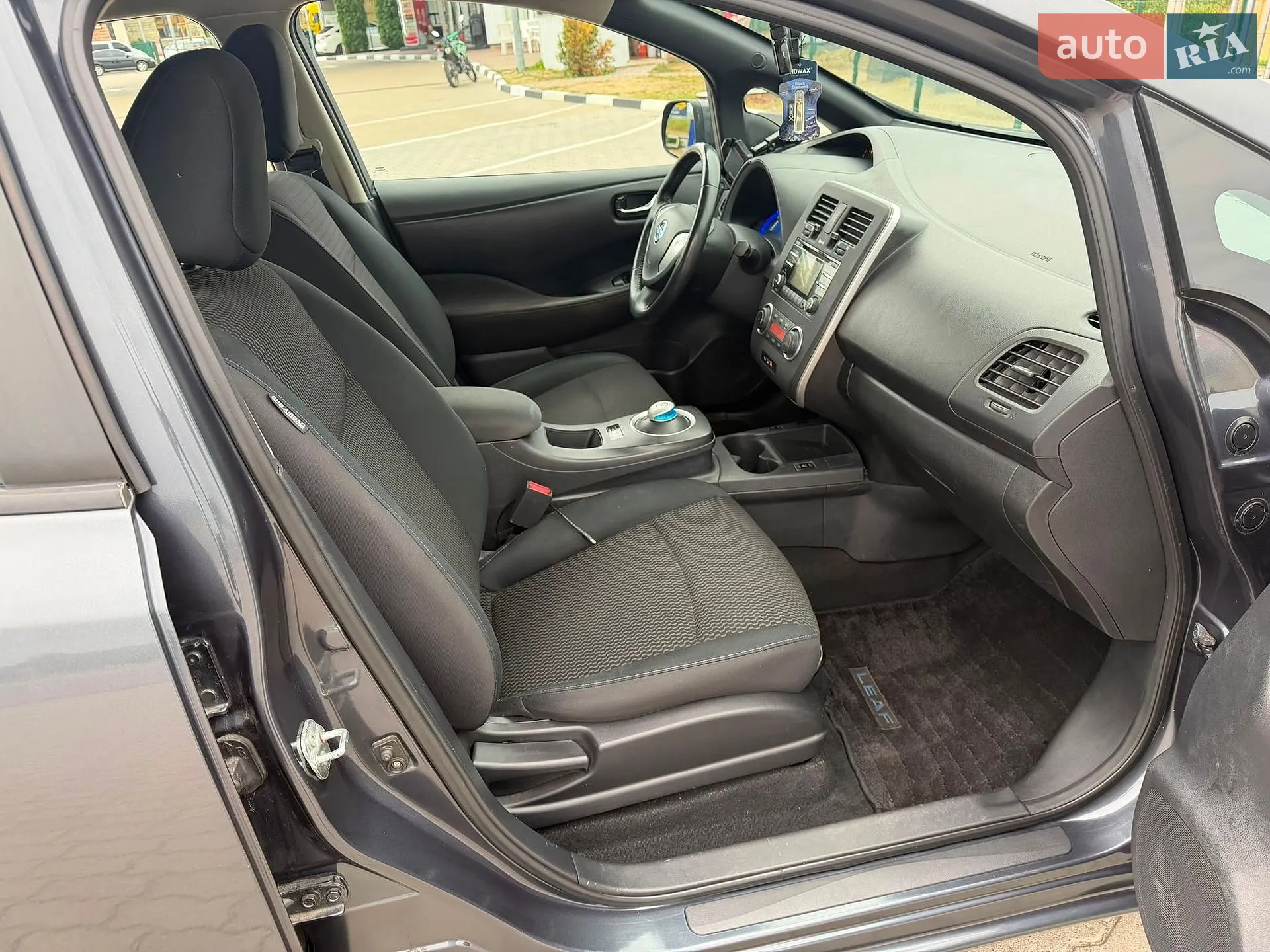 2013 Nissan Leaf - мініатюра 14
