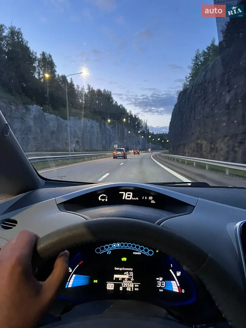 2012 Nissan Leaf - мініатюра 15