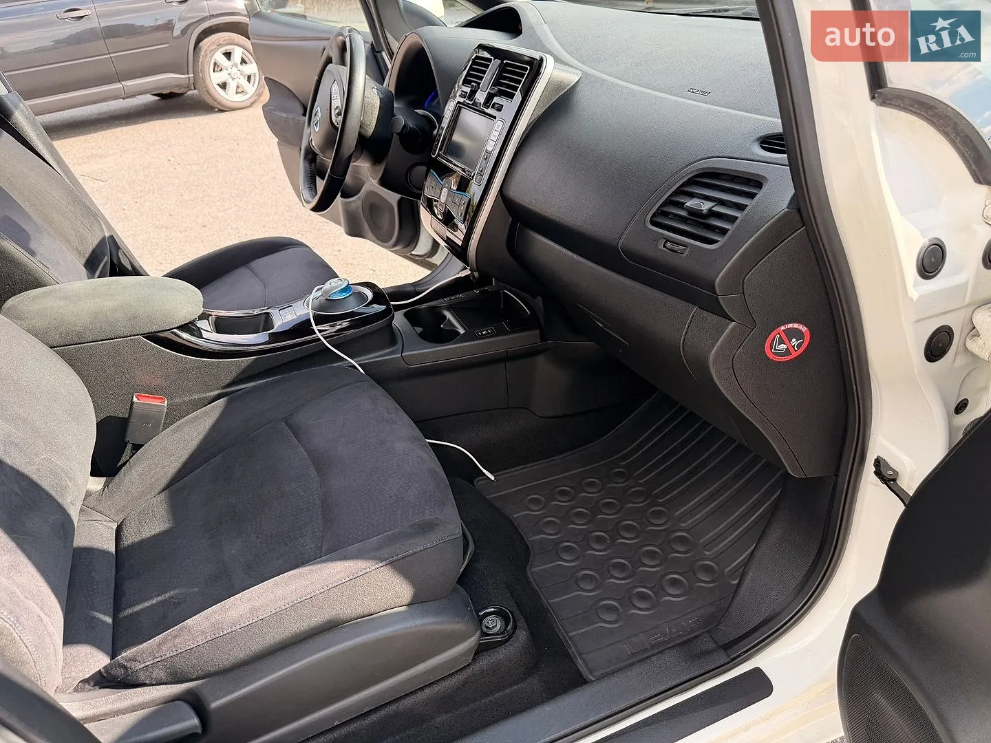 2016 Nissan Leaf - мініатюра 28