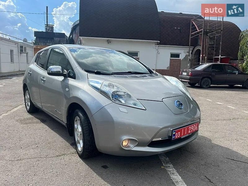 Nissan Leaf