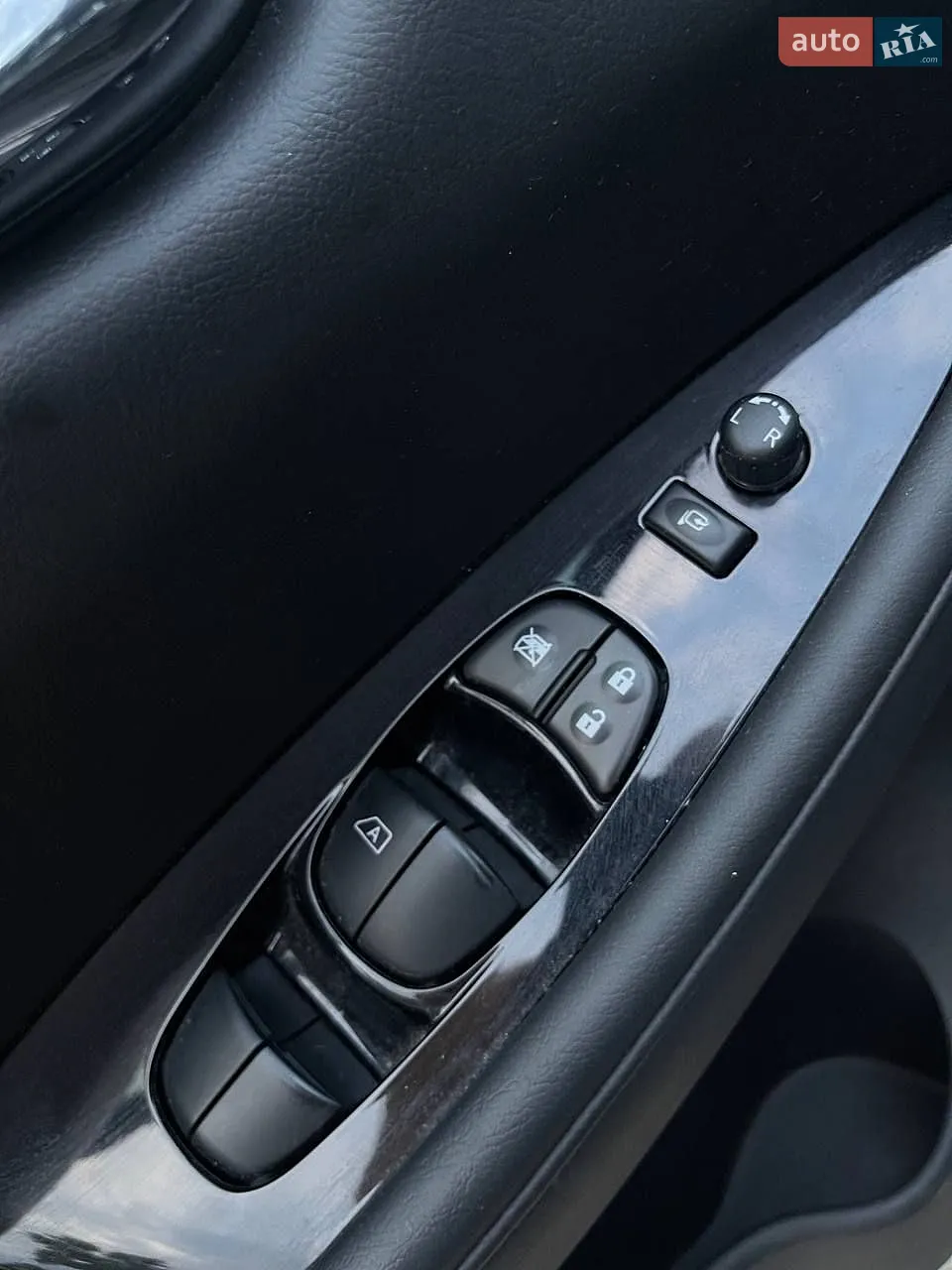 2014 Nissan Leaf - мініатюра 26