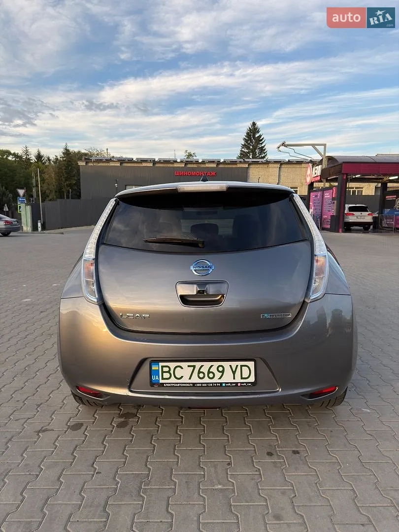 2014 Nissan Leaf - мініатюра 8
