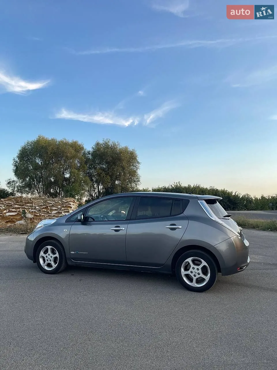 2015 Nissan Leaf - мініатюра 17