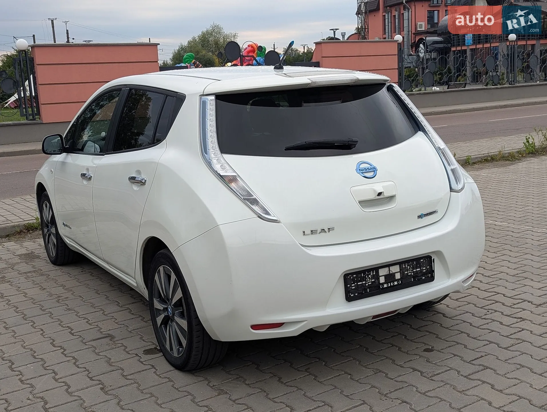 2013 Nissan Leaf - мініатюра 11