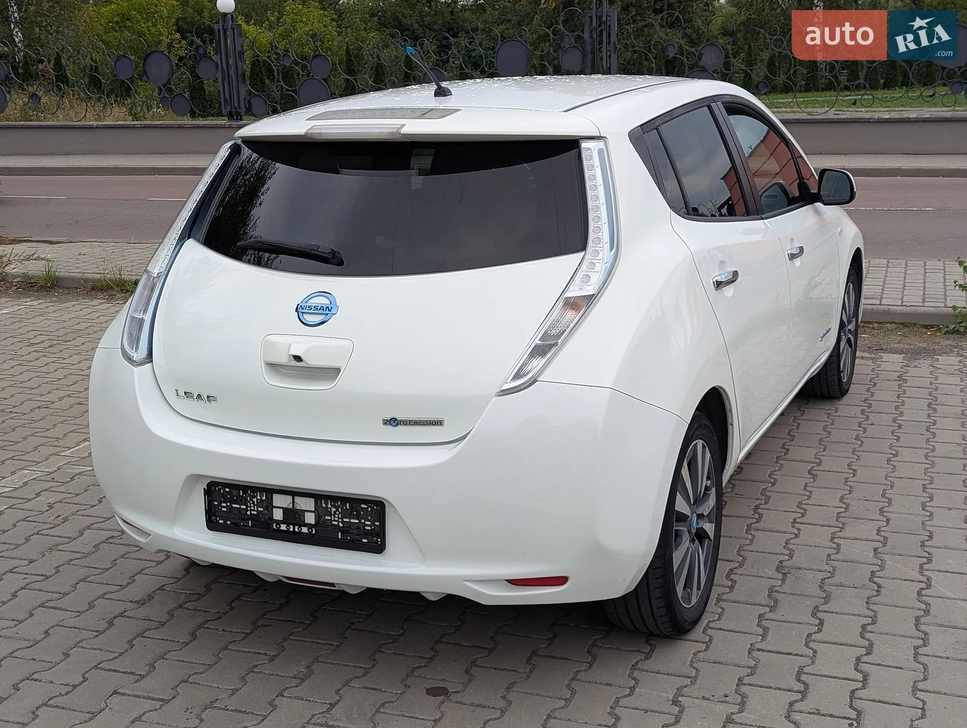 2013 Nissan Leaf - мініатюра 12