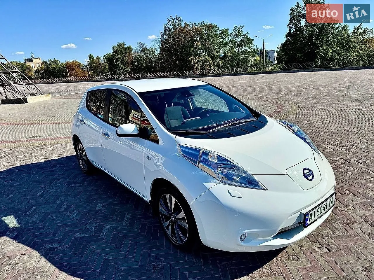 2016 Nissan Leaf - мініатюра 8