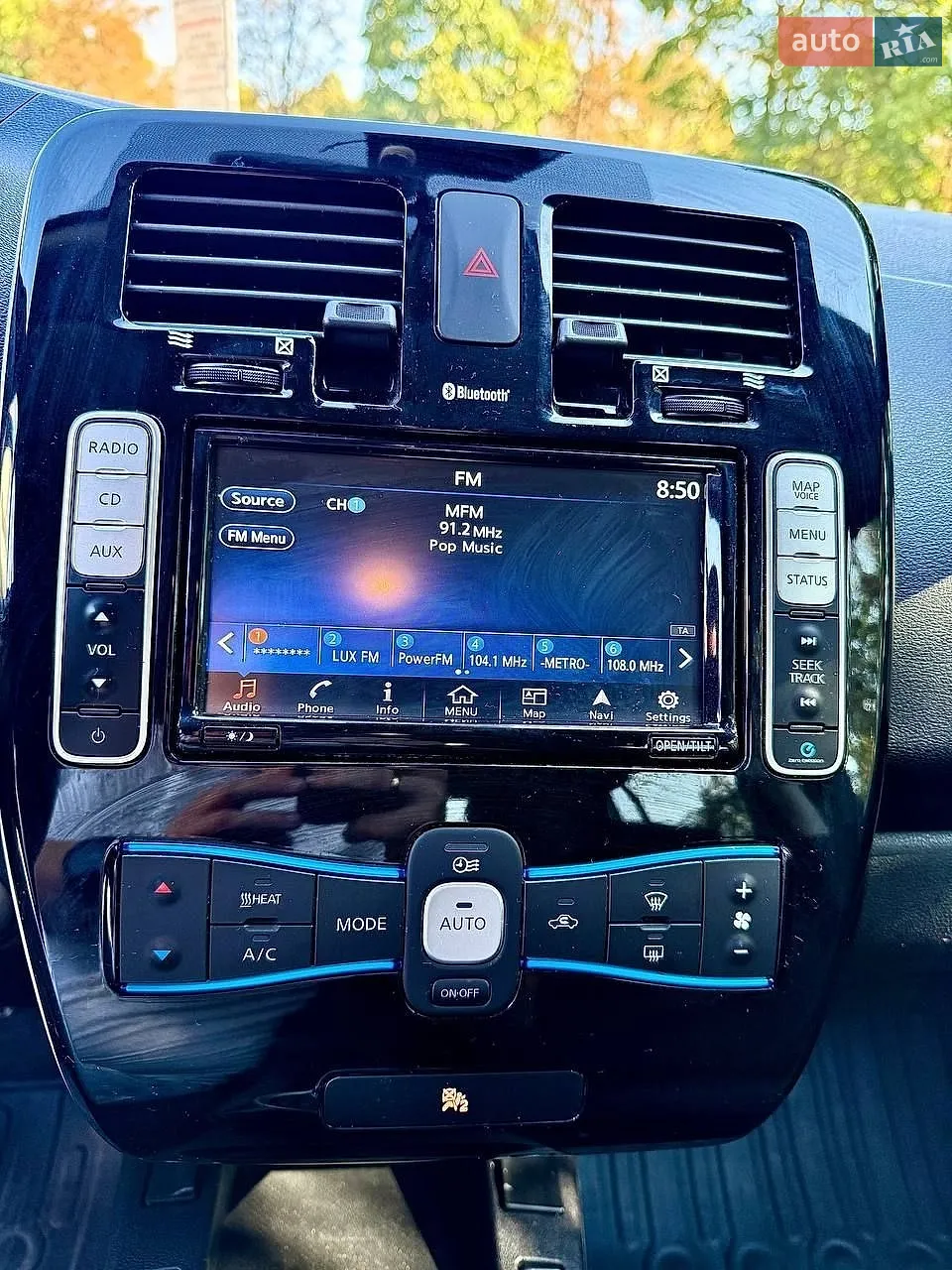 2016 Nissan Leaf - мініатюра 18