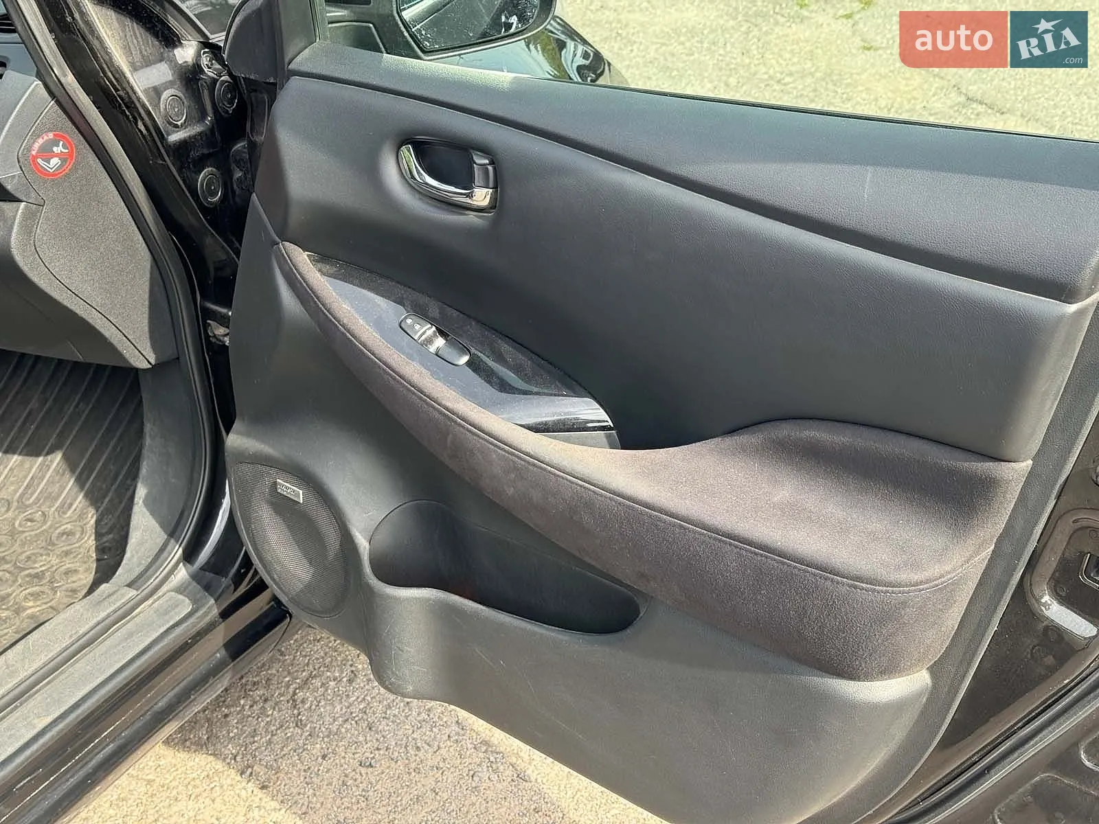 2015 Nissan Leaf - мініатюра 26