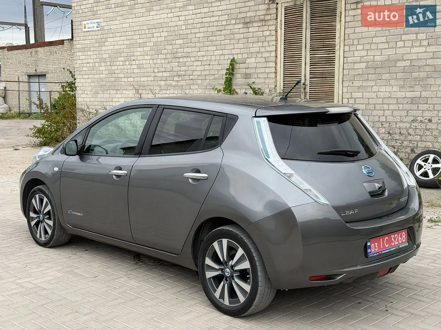 2013 Nissan Leaf - мініатюра 9