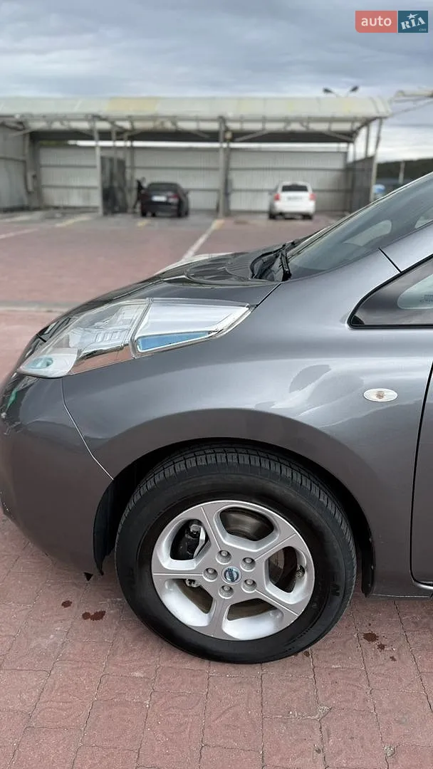 2014 Nissan Leaf - мініатюра 17