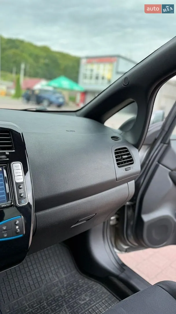 2014 Nissan Leaf - мініатюра 28