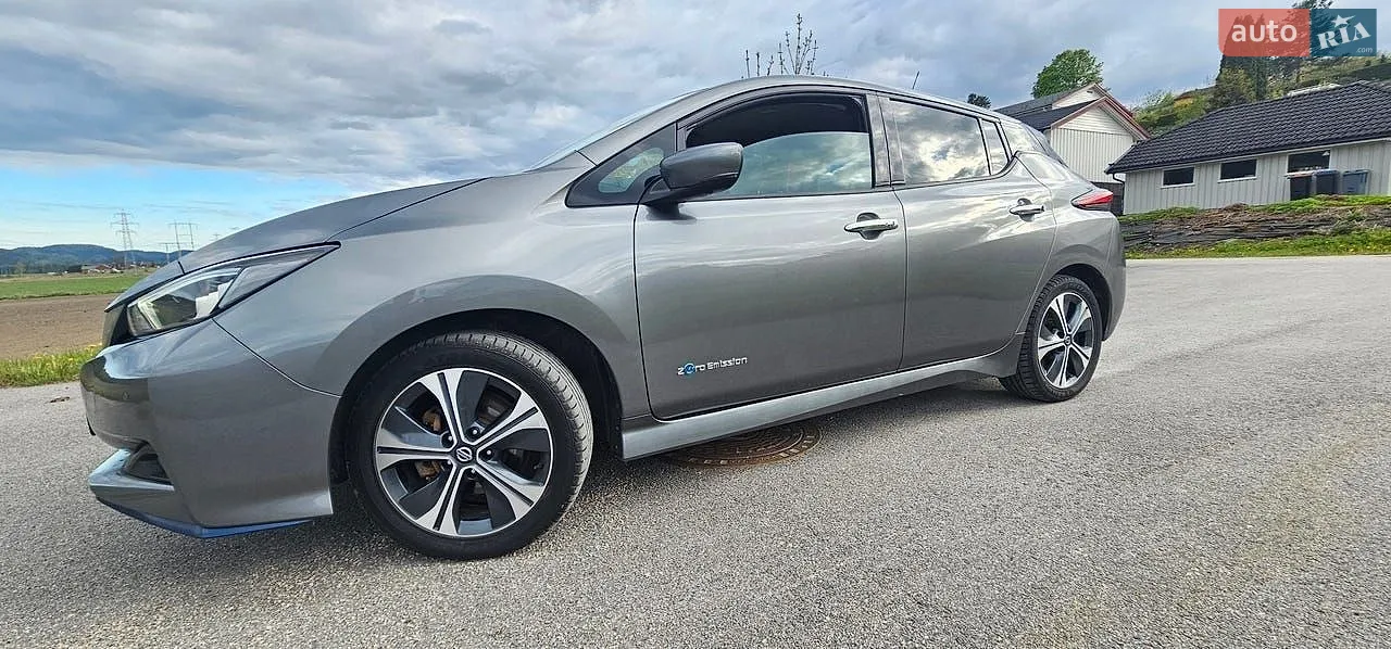 2020 Nissan Leaf - мініатюра 2