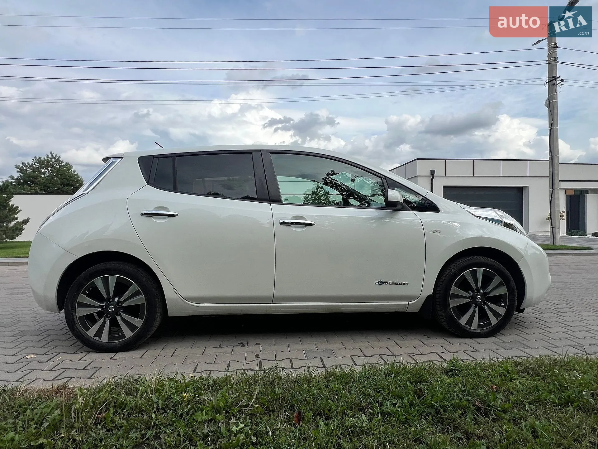 2015 Nissan Leaf - мініатюра 8