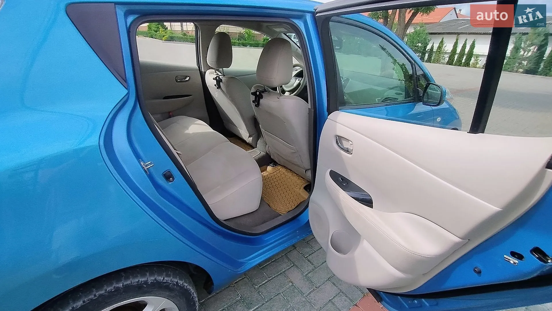 2011 Nissan Leaf - мініатюра 23