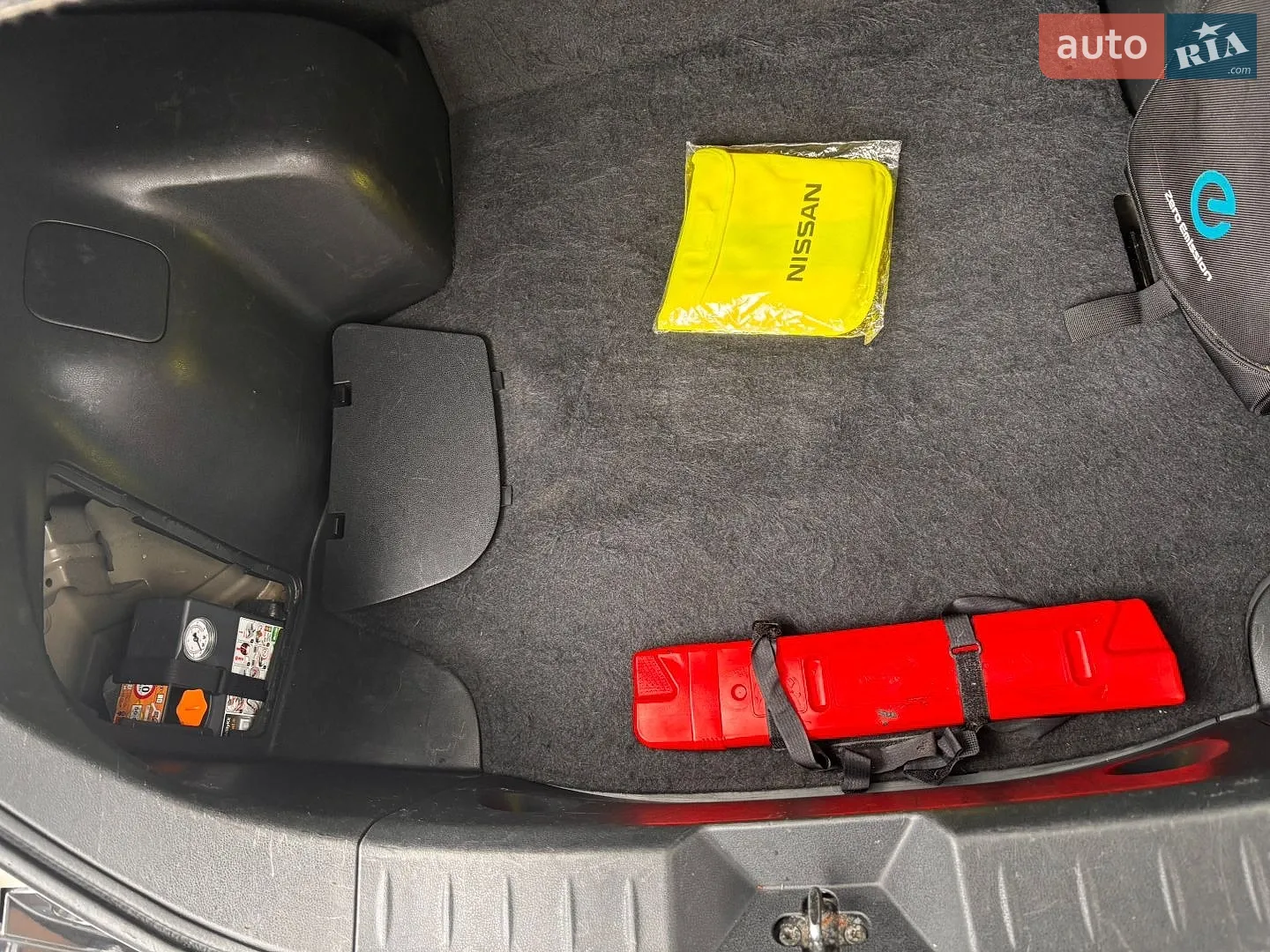 2014 Nissan Leaf - мініатюра 31