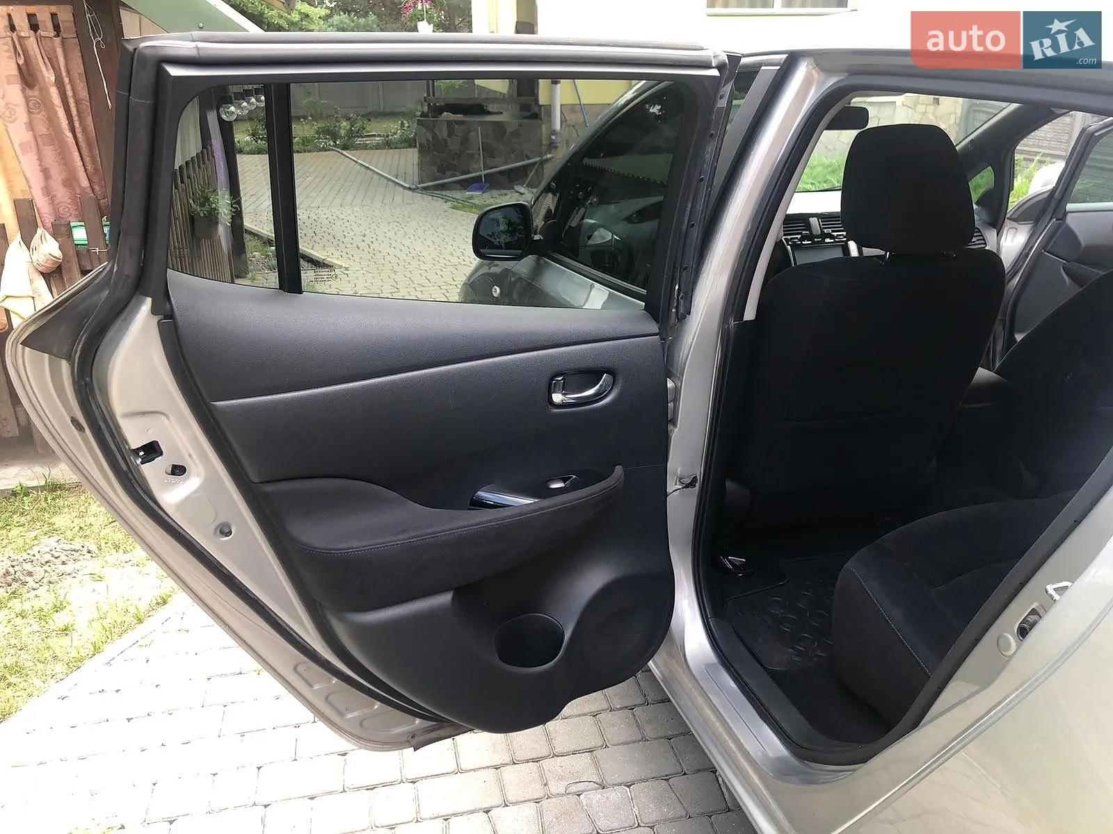 2014 Nissan Leaf - мініатюра 12