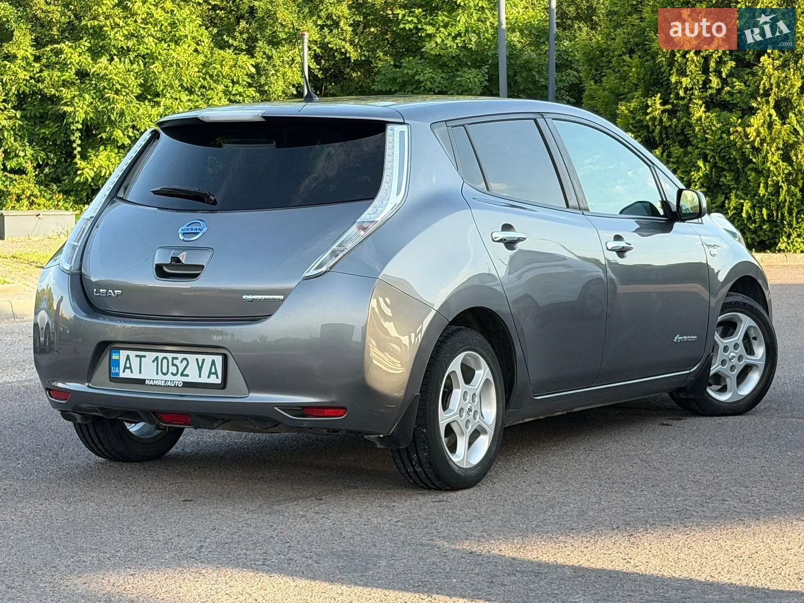 2016 Nissan Leaf - мініатюра 10