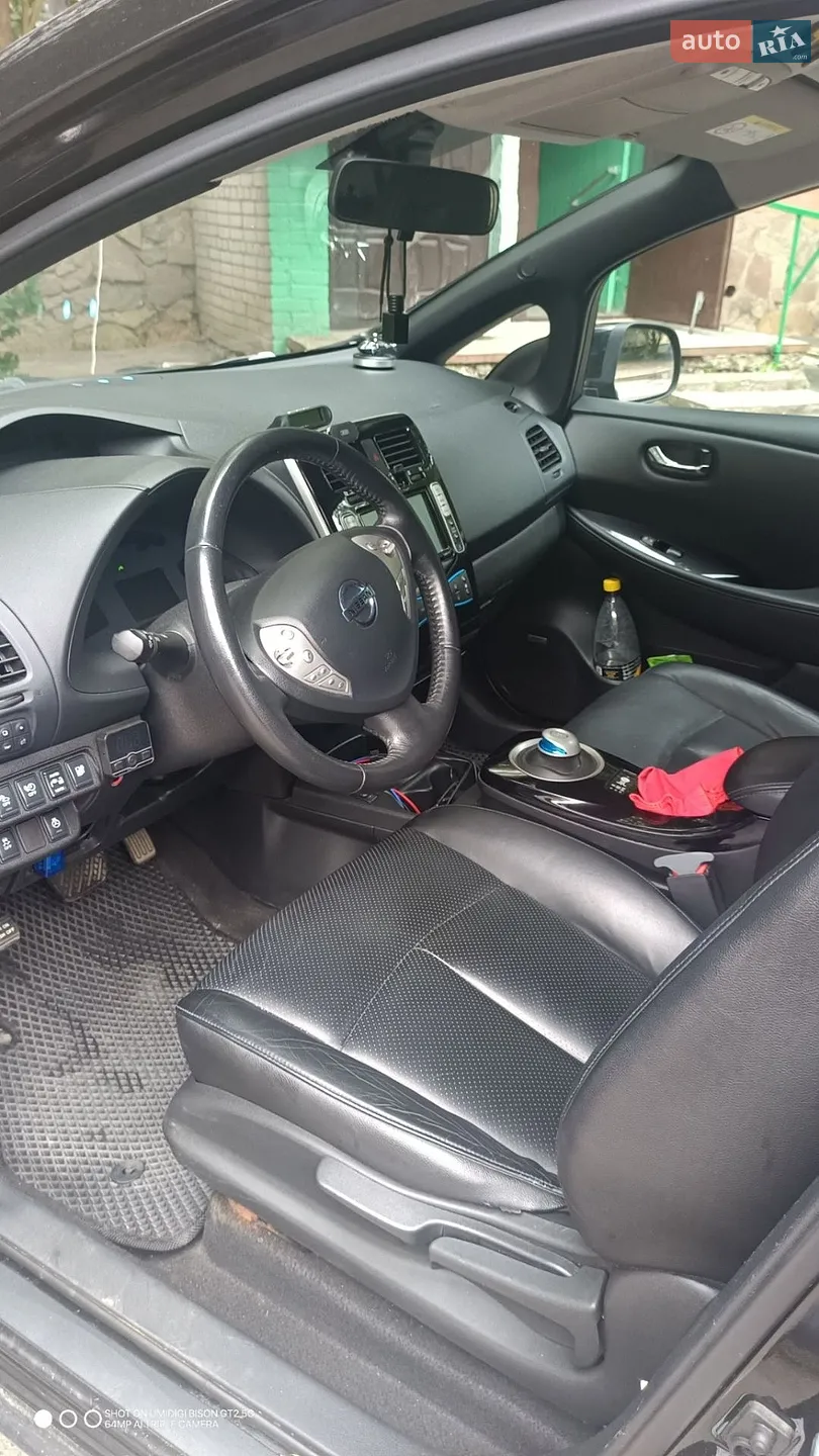 2013 Nissan Leaf - мініатюра 12