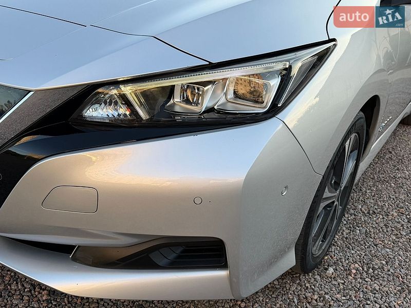 Хетчбек Nissan Leaf 2018 в Білгороді-Дністровському