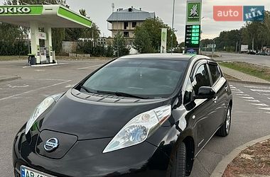 Хэтчбек Nissan Leaf 2014 в Баре