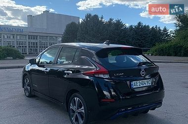 Хэтчбек Nissan Leaf 2018 в Кривом Роге