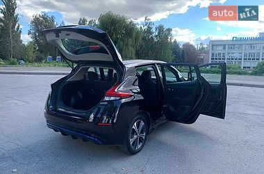 Хэтчбек Nissan Leaf 2018 в Кривом Роге