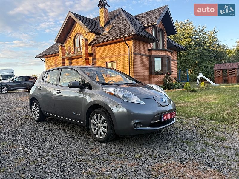 Хэтчбек Nissan Leaf 2014 в Луцке