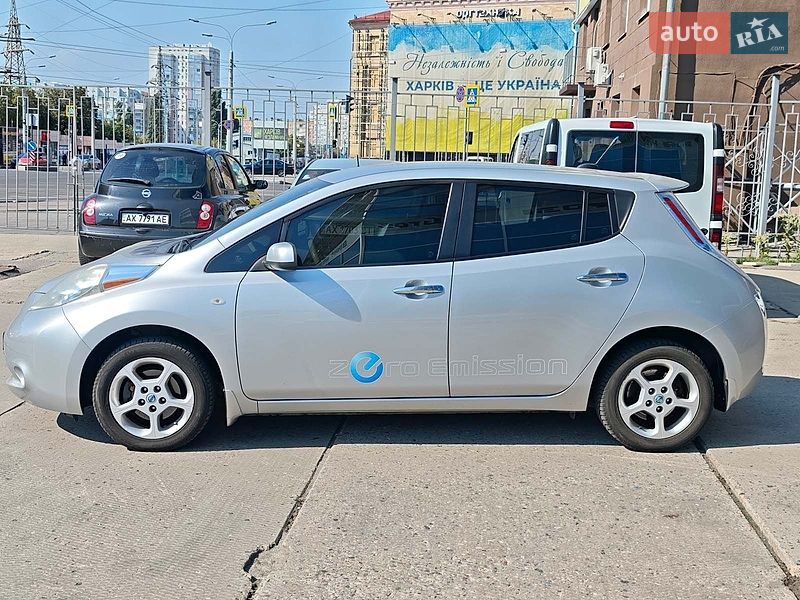 Хетчбек Nissan Leaf 2011 в Харкові фото 6 Хетчбек Nissan Leaf 2011 в Харкові