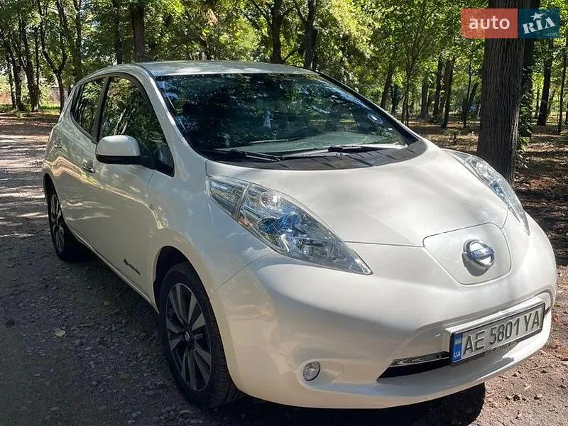 Nissan Leaf 2014
