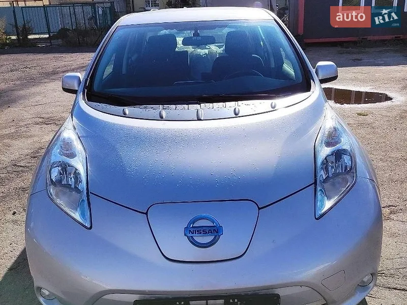 Nissan Leaf 2014