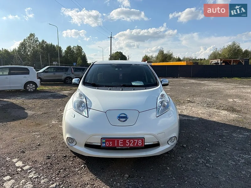 Nissan Leaf 2014