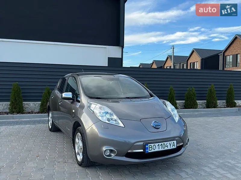 Nissan Leaf