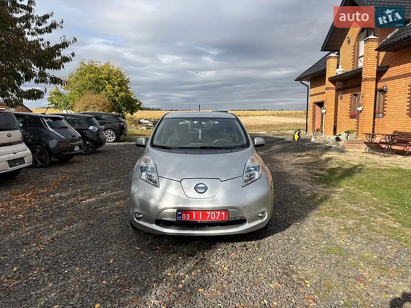 Nissan Leaf