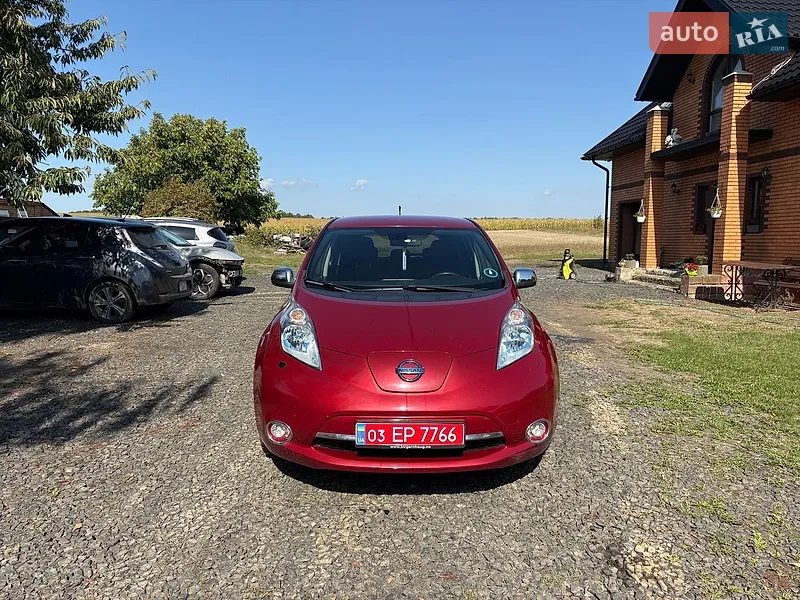 Nissan Leaf