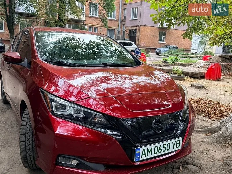Nissan Leaf