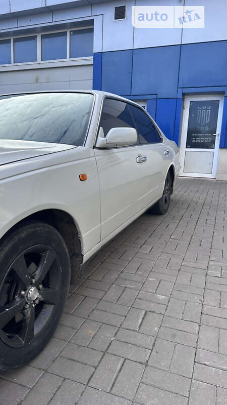 Седан Nissan Leopard 1997 в Одессе