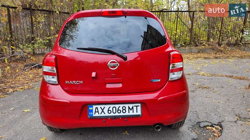 Хэтчбек Nissan March 2012 в Харькове