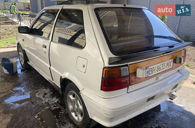 Хэтчбек Nissan March 1986 в 