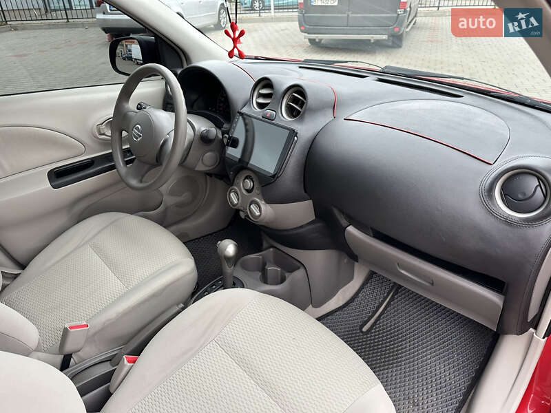 Хетчбек Nissan March 2010 в Житомирі